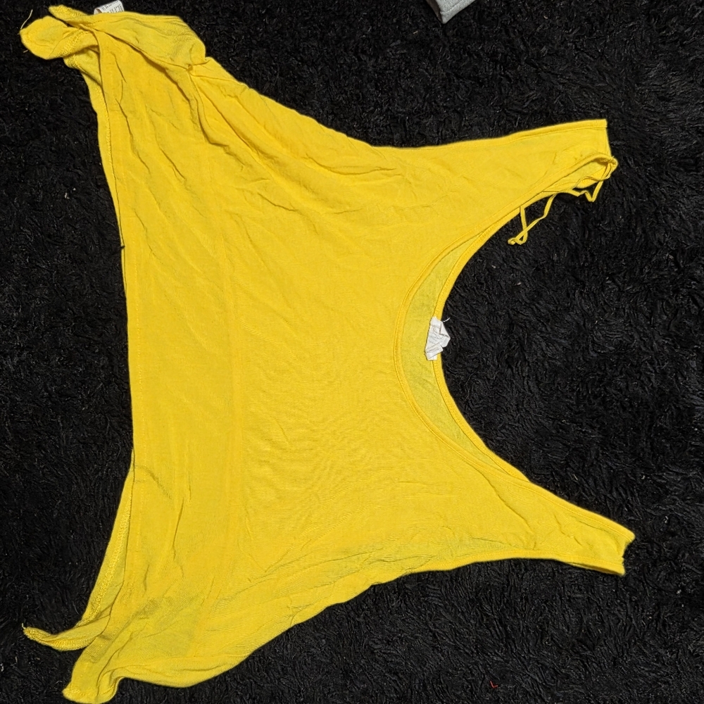 Zara Yellow Sleeveless Crop Top with Side Slits Large